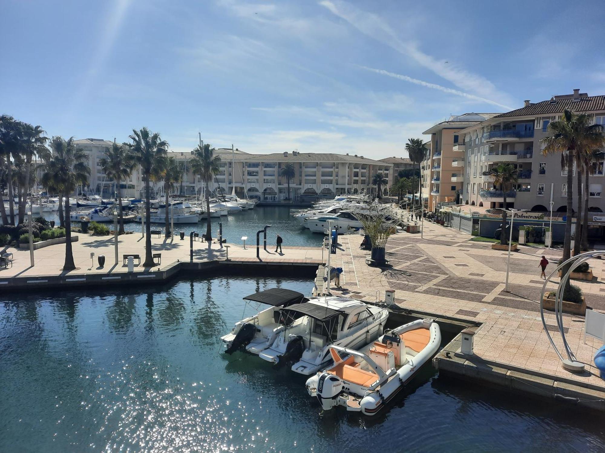 Coeur Marina Climatise Terrasse Parking Apartment Fréjus Exterior foto